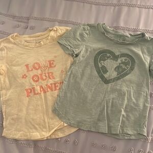 Set of 2 gap generation good tees. Size 3t